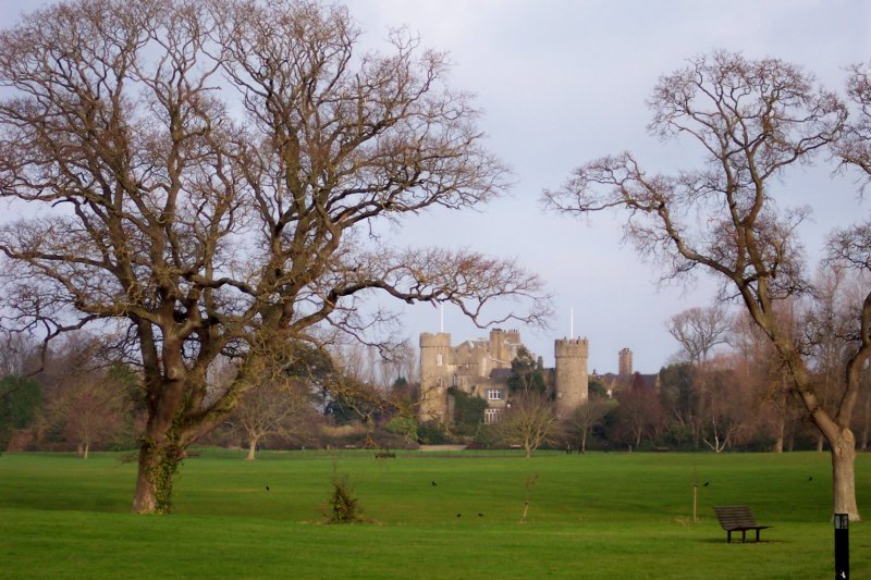 malahidecastle.jpg