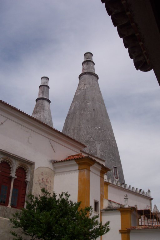 chimneysofpalacionacionaldesintra.jpg