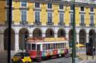 touristtrolleyatpracadocomercio_small.jpg