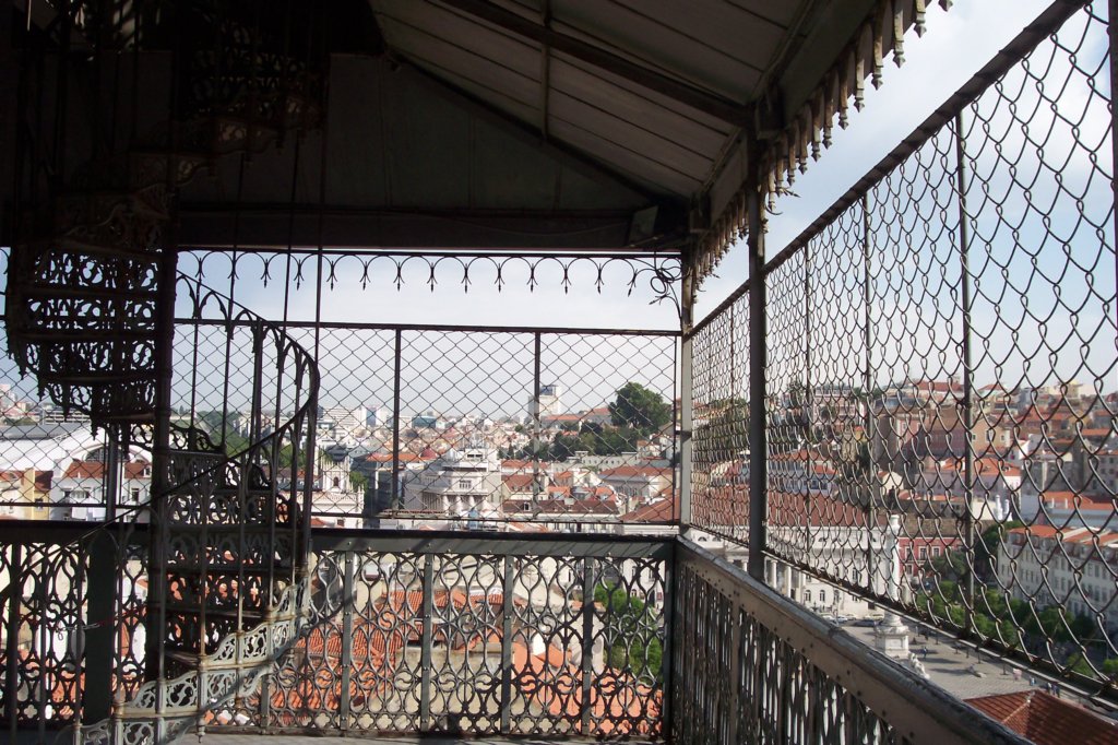 viewfromobservationdeckofelevadordesantajusta.jpg