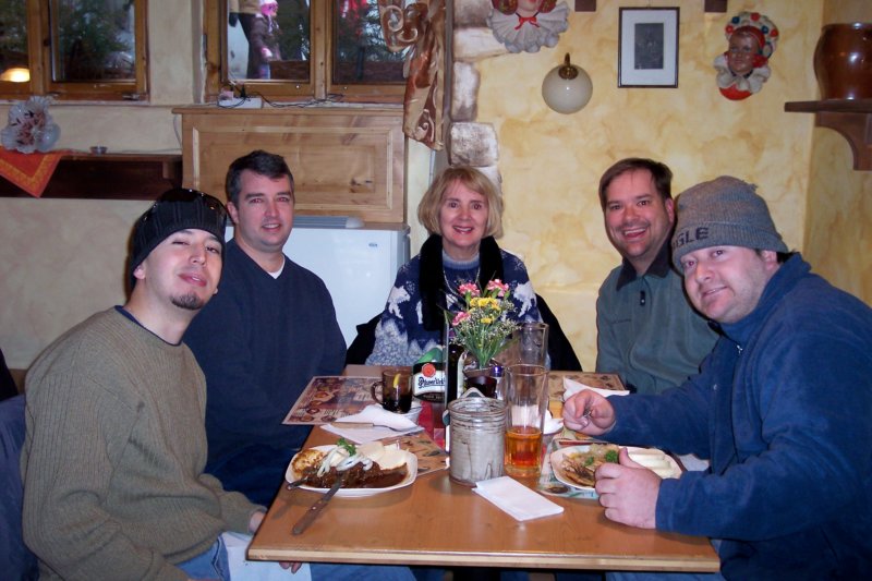 castlerestaurant.jpg
